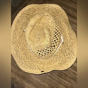 Sun hat by Peter Grimm with bendable rim